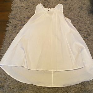 White sleeveless tunic with Bows on back